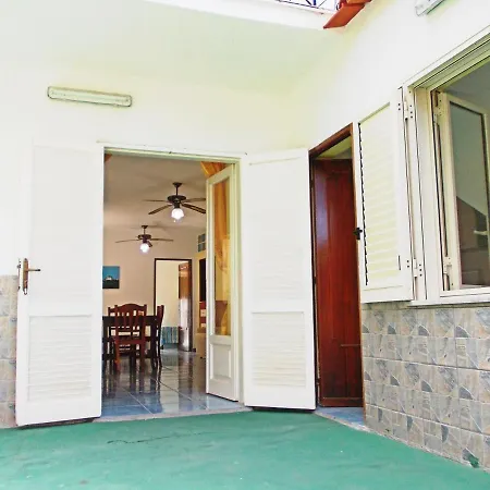 Ischiablue Lägenhet